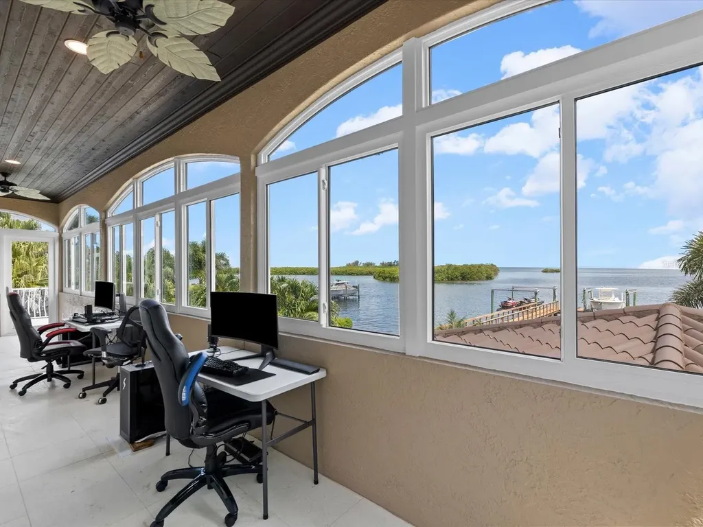 2057 N Pointe Alexis Drive Tarpon Springs FL 34689