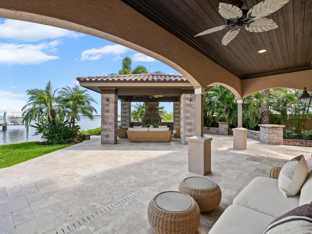 2057 N Pointe Alexis Drive Tarpon Springs FL 34689