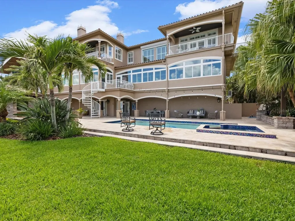 2057 N Pointe Alexis Drive Tarpon Springs FL 34689