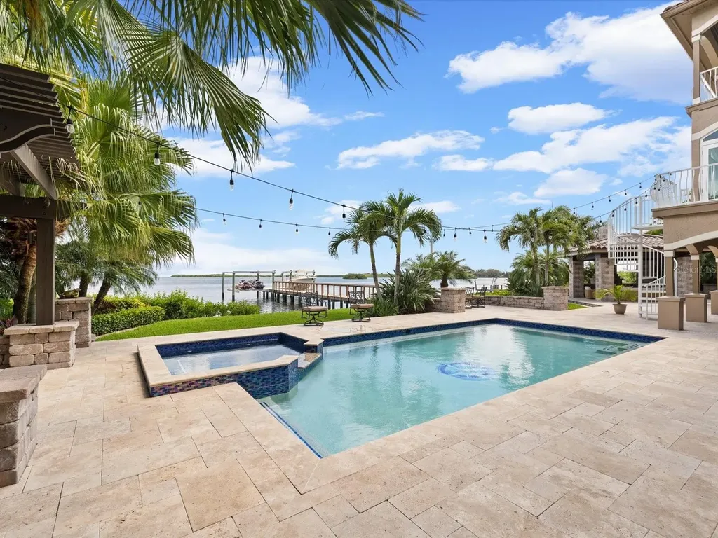 2057 N Pointe Alexis Drive Tarpon Springs FL 34689