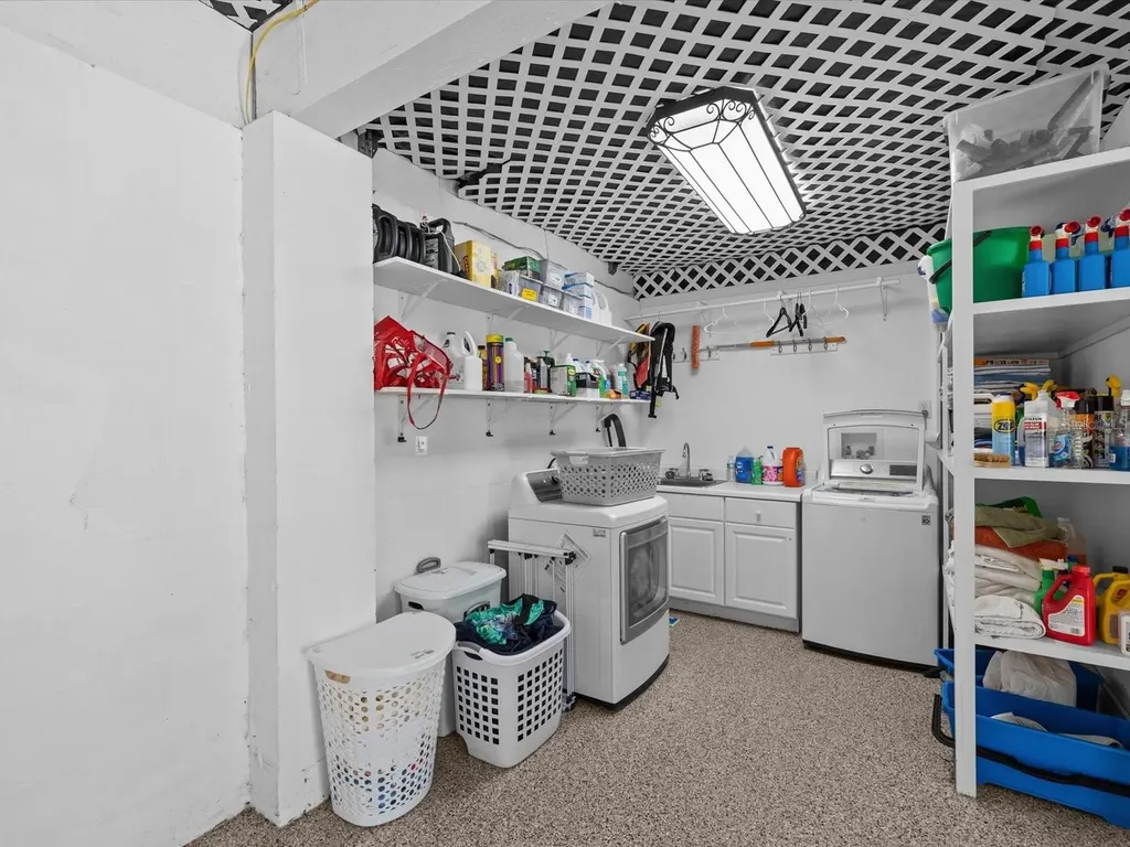 2057 N Pointe Alexis Drive Tarpon Springs FL 34689