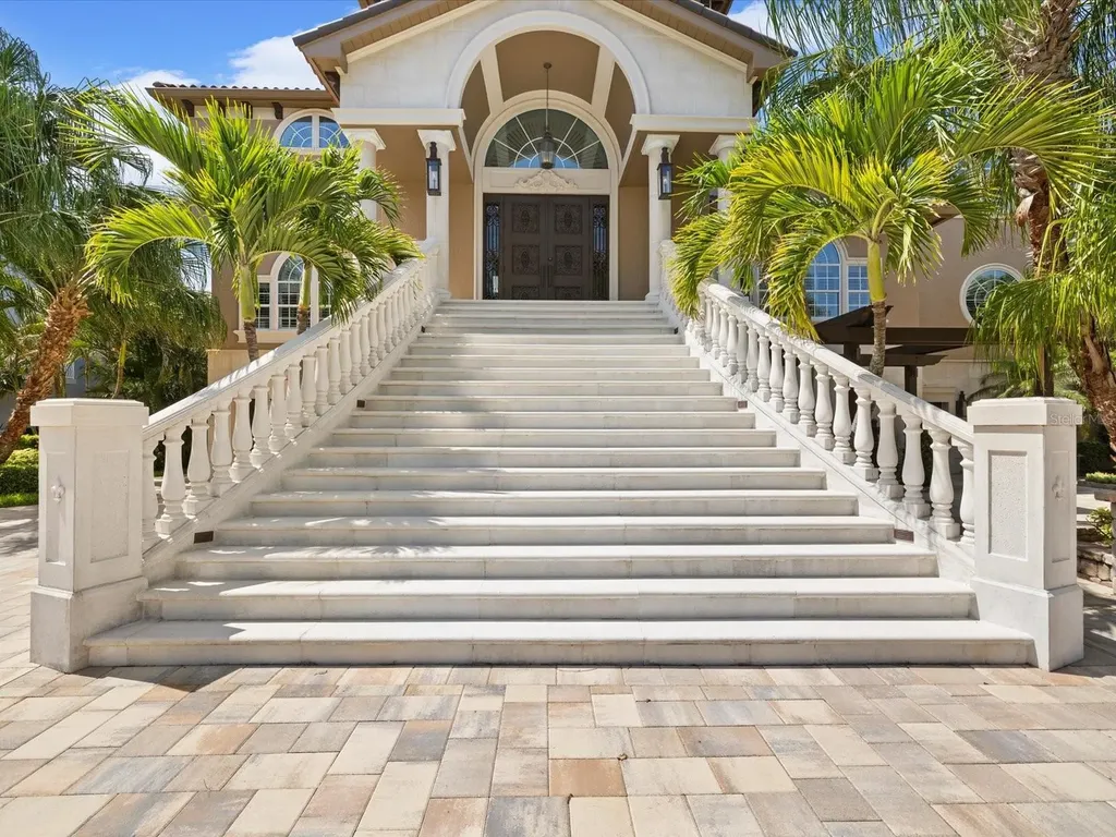 2057 N Pointe Alexis Drive Tarpon Springs FL 34689
