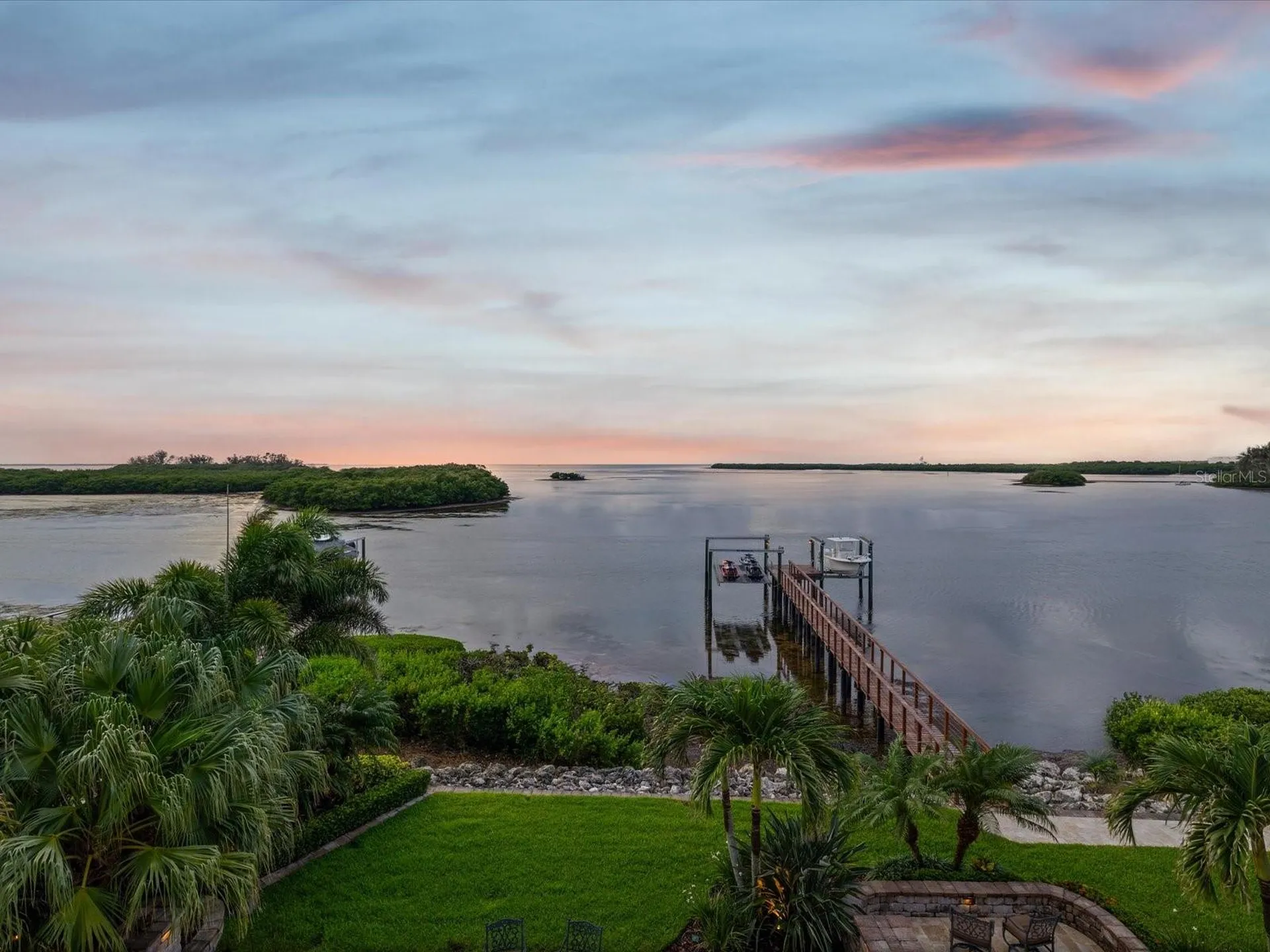 2057 N Pointe Alexis Drive Tarpon Springs FL 34689