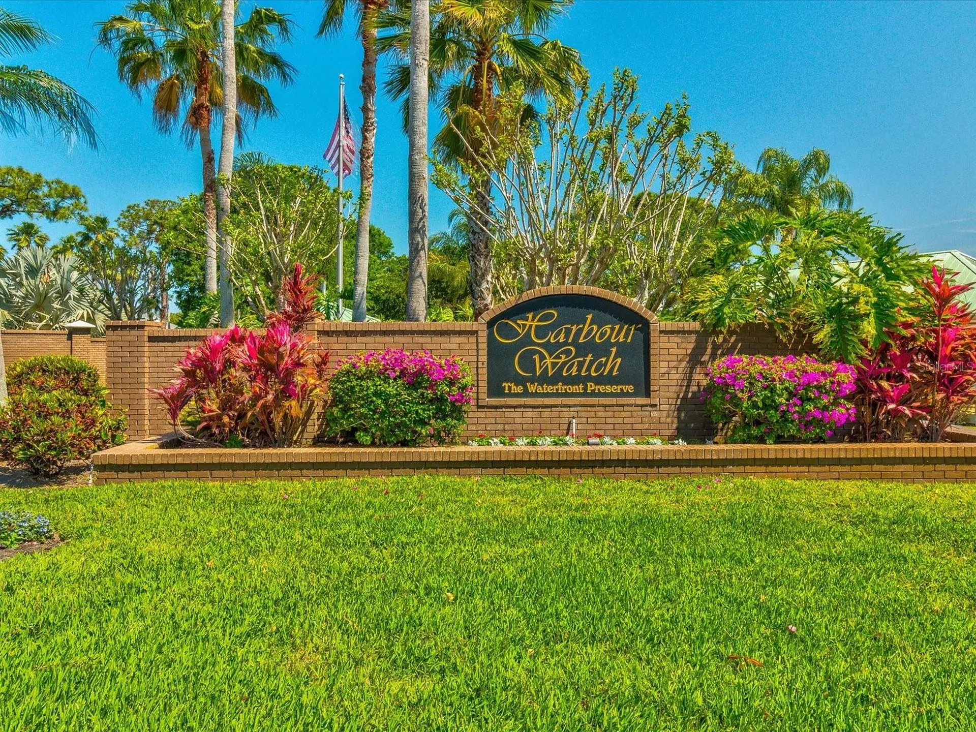 2057 N Pointe Alexis Drive Tarpon Springs FL 34689