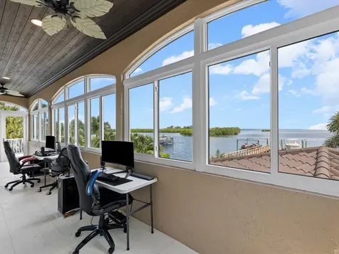 2057 N Pointe Alexis Drive Tarpon Springs FL 34689