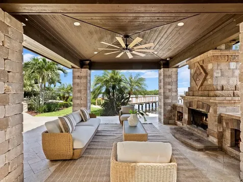 2057 N Pointe Alexis Drive Tarpon Springs FL 34689