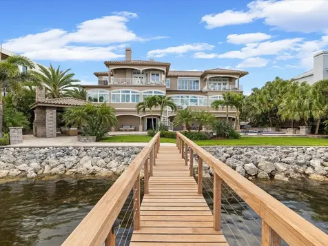 2057 N Pointe Alexis Drive Tarpon Springs FL 34689
