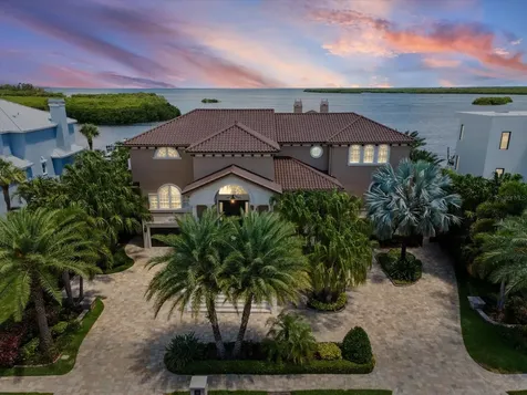 2057 N Pointe Alexis Drive Tarpon Springs FL 34689