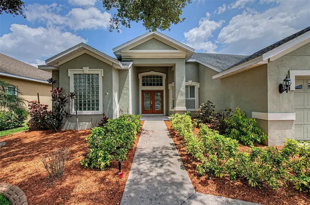 4332 Swift Circle Valrico FL 33596