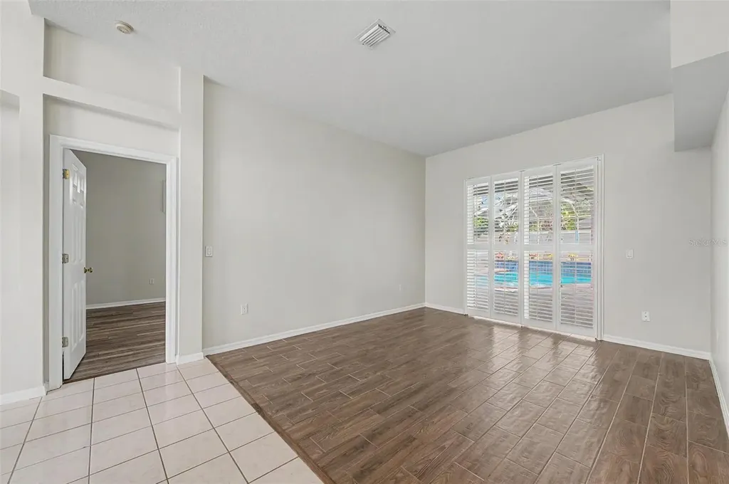 4332 Swift Circle Valrico FL 33596