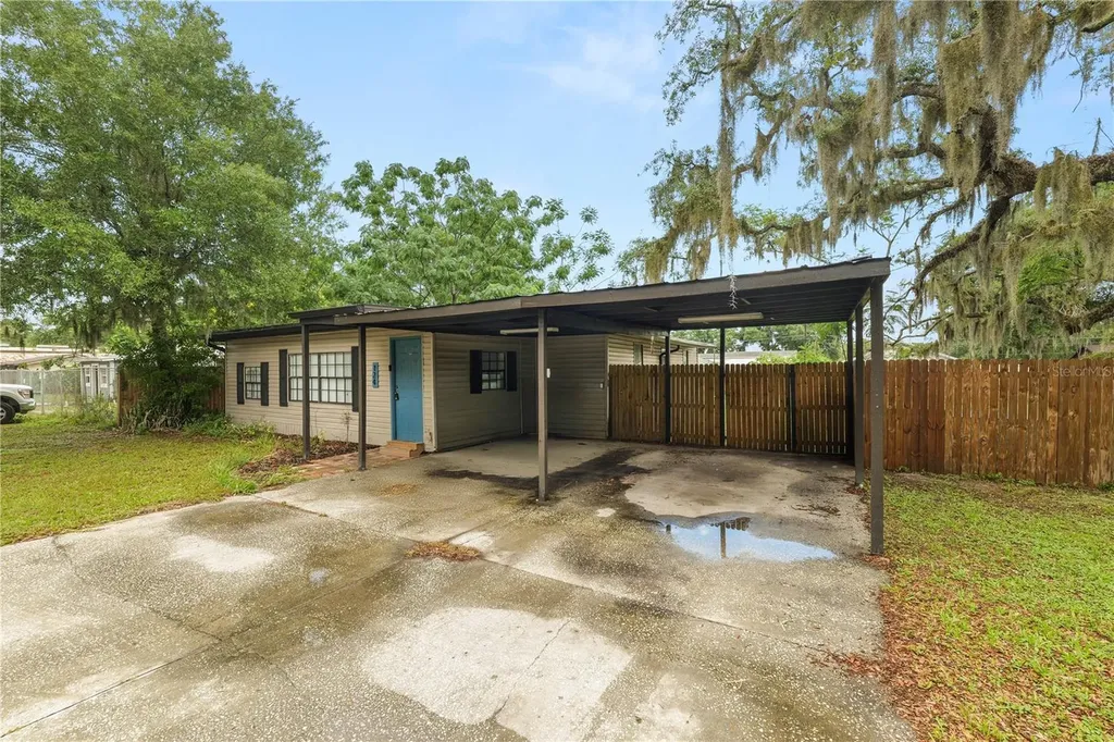 124 Griffin Avenue Lakeland FL 33801
