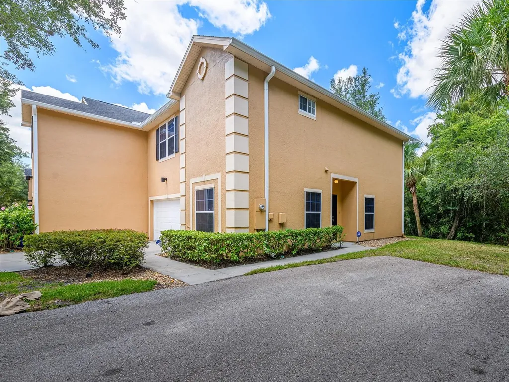 16322 Parkstone Palms Court Tampa FL 33647