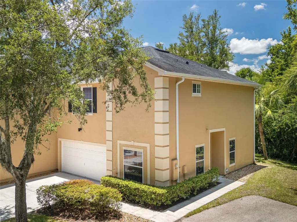 16322 Parkstone Palms Court Tampa FL 33647