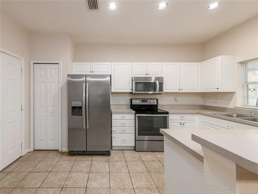 16322 Parkstone Palms Court Tampa FL 33647