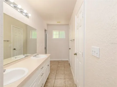 16322 Parkstone Palms Court Tampa FL 33647