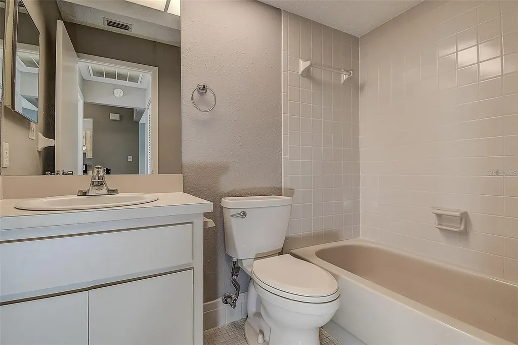 4752 Sunny Loop Holiday FL 34690