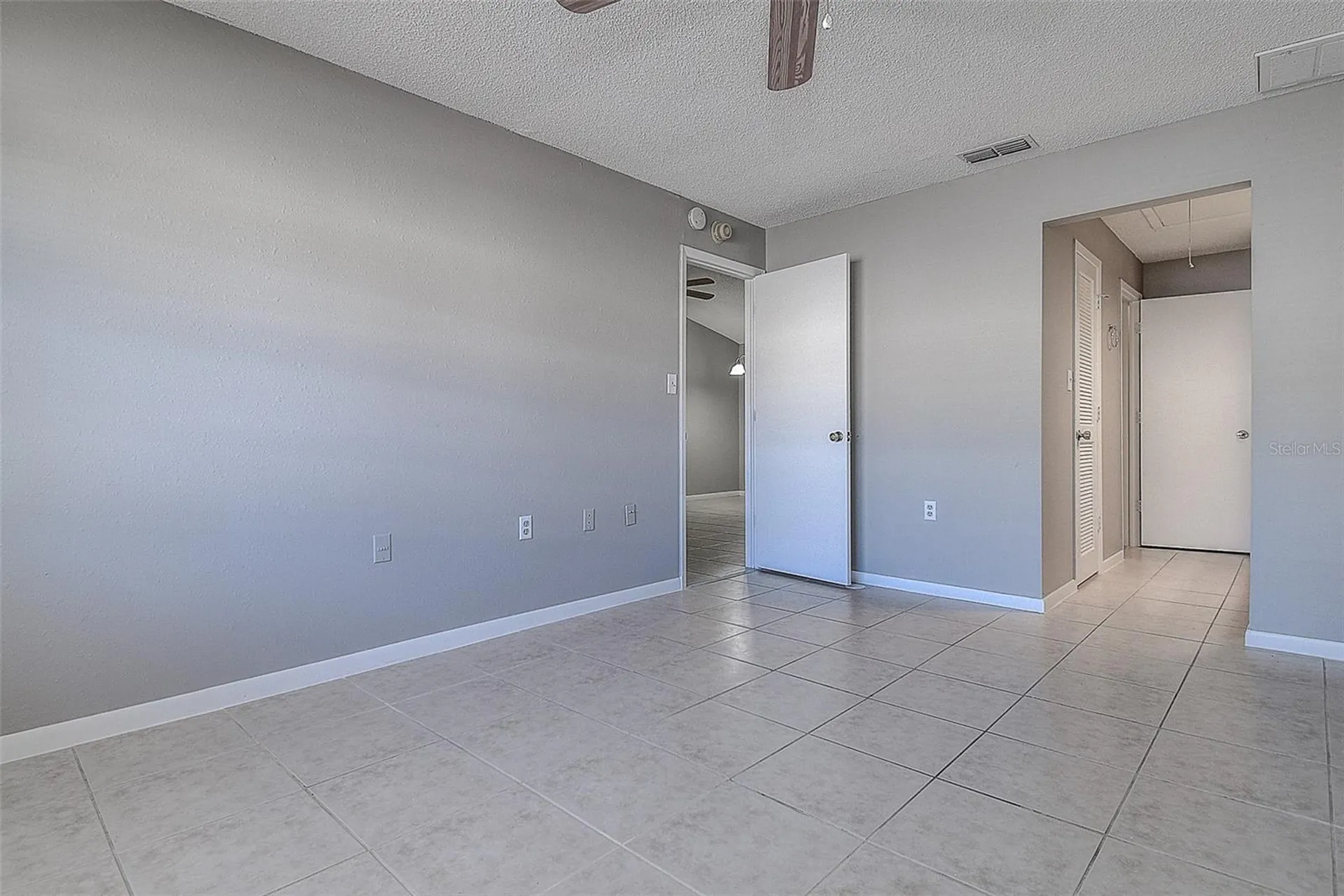 4752 Sunny Loop Holiday FL 34690