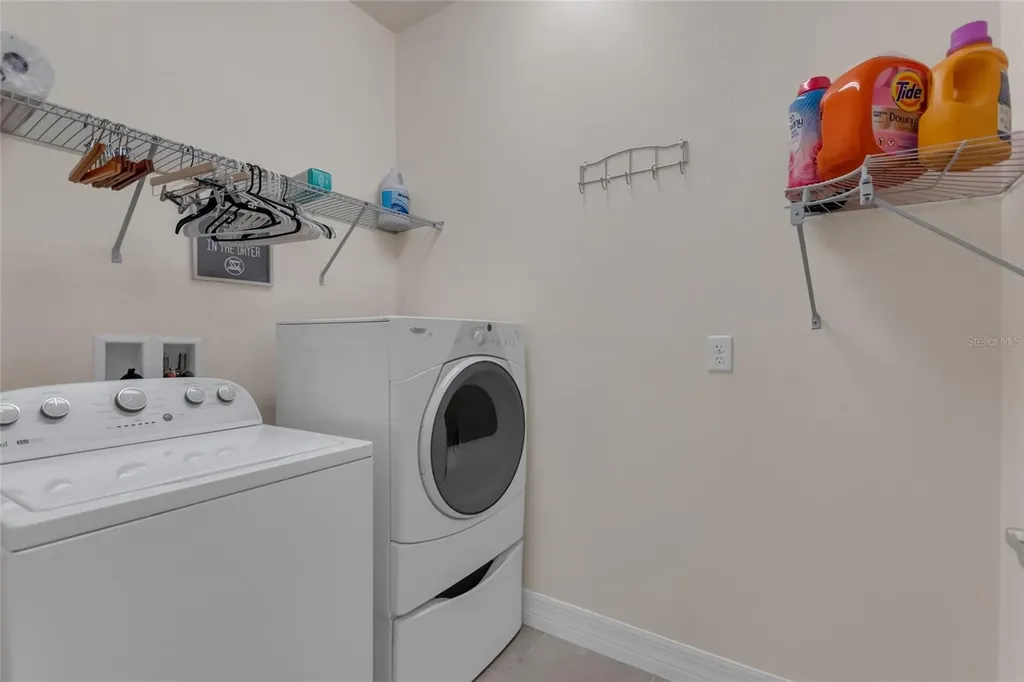 389 Almansa Street Davenport FL 33837