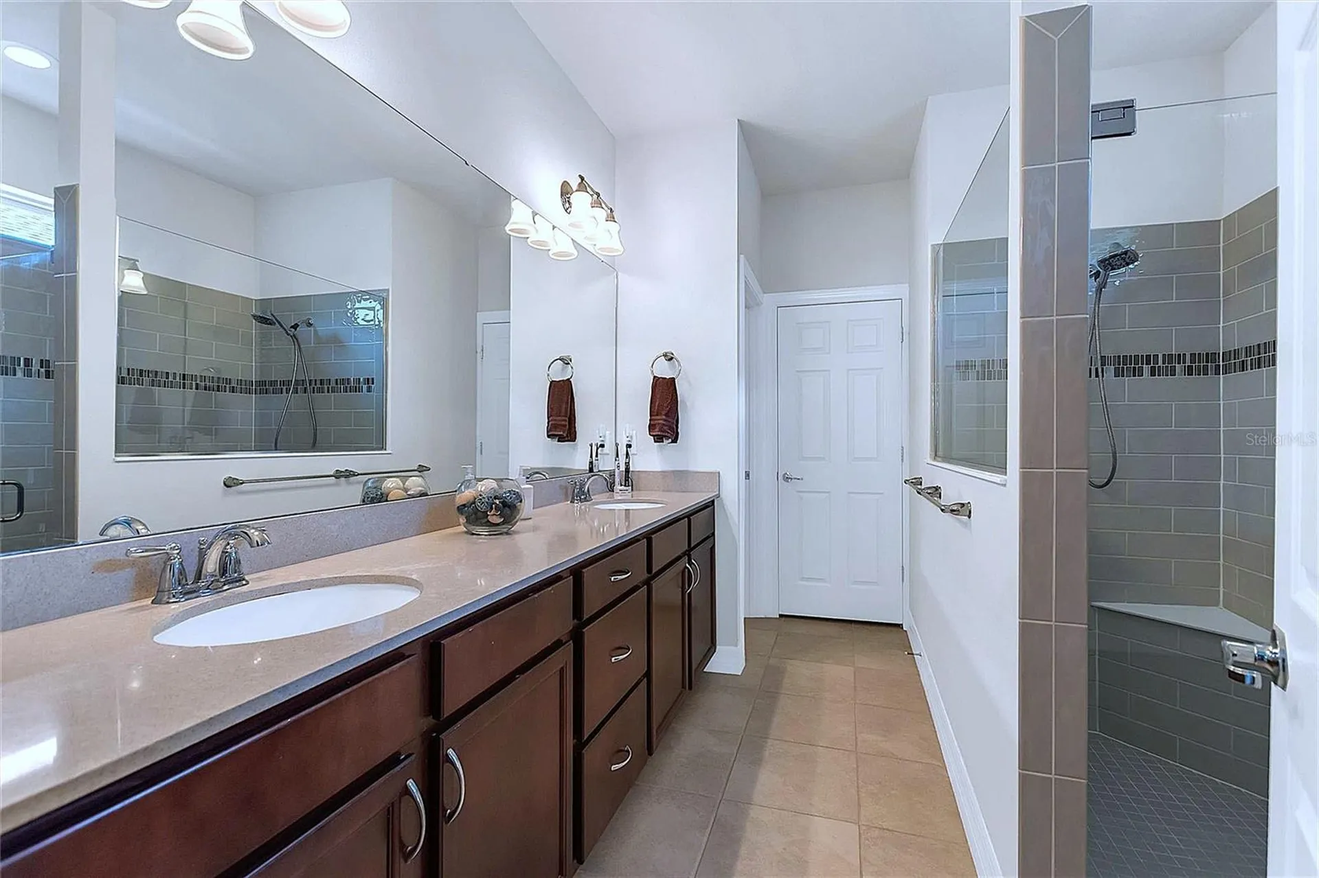 389 Almansa Street Davenport FL 33837