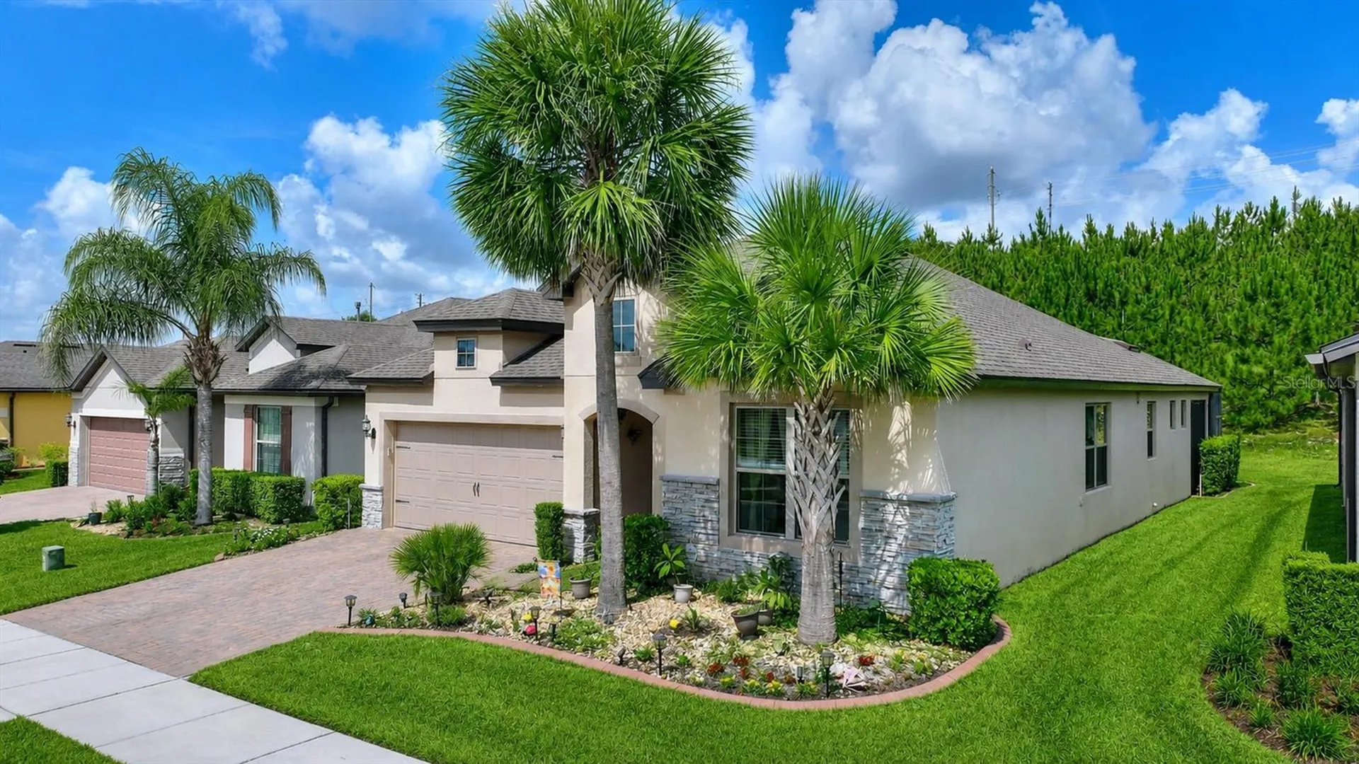 389 Almansa Street Davenport FL 33837