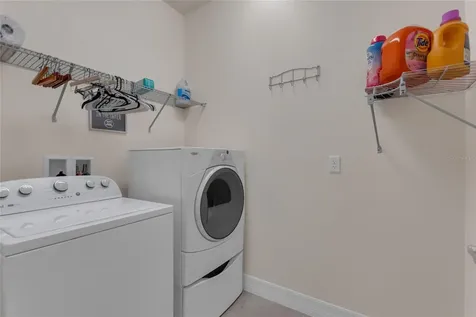 389 Almansa Street Davenport FL 33837