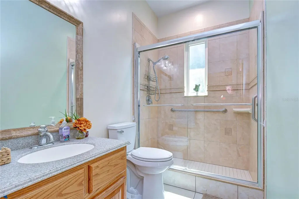 1009 Emerald Creek Drive Valrico FL 33596