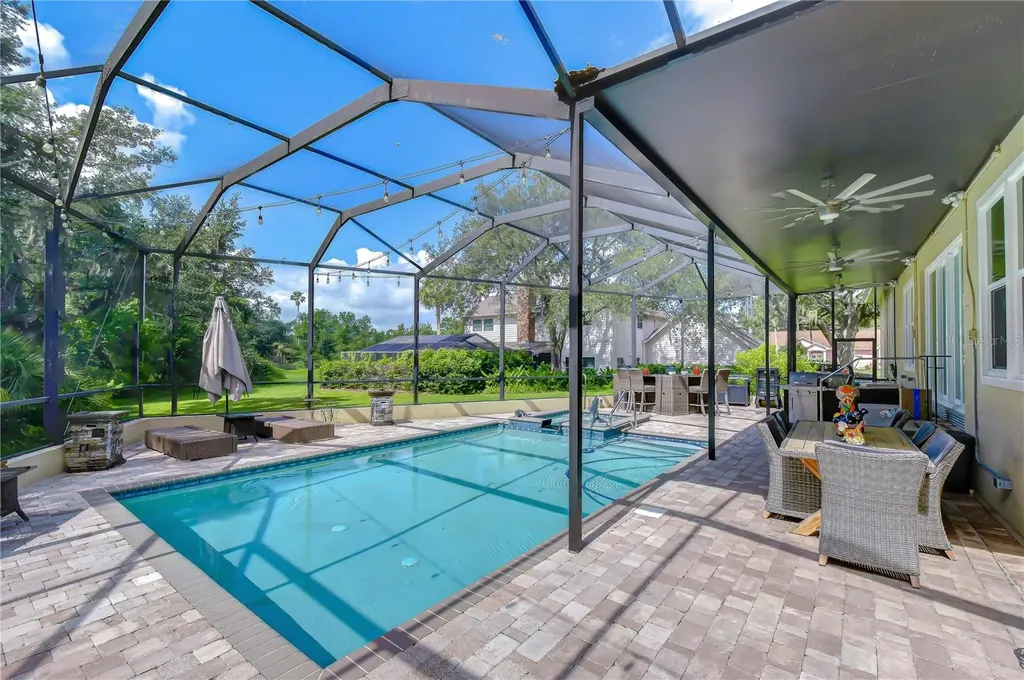 1009 Emerald Creek Drive Valrico FL 33596