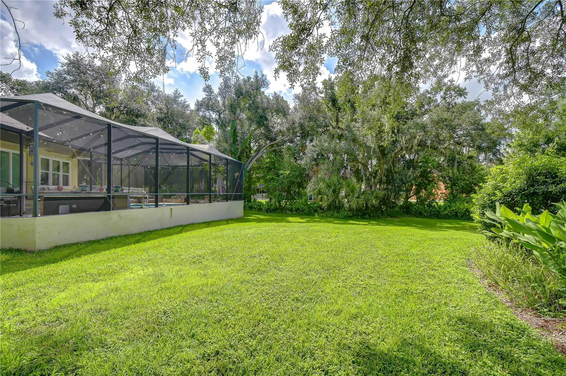 1009 Emerald Creek Drive Valrico FL 33596