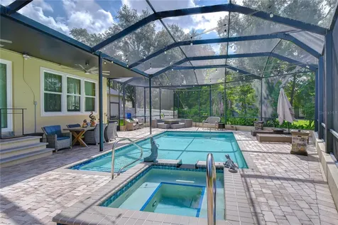 1009 Emerald Creek Drive Valrico FL 33596