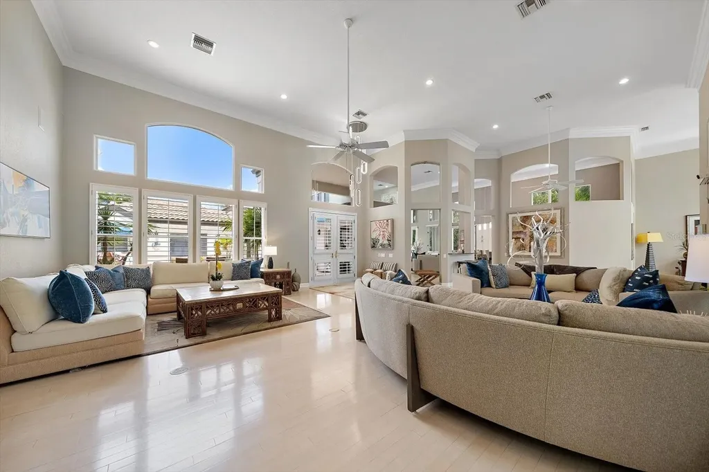 617 Weston Pointe Court Longboat Key FL 34228