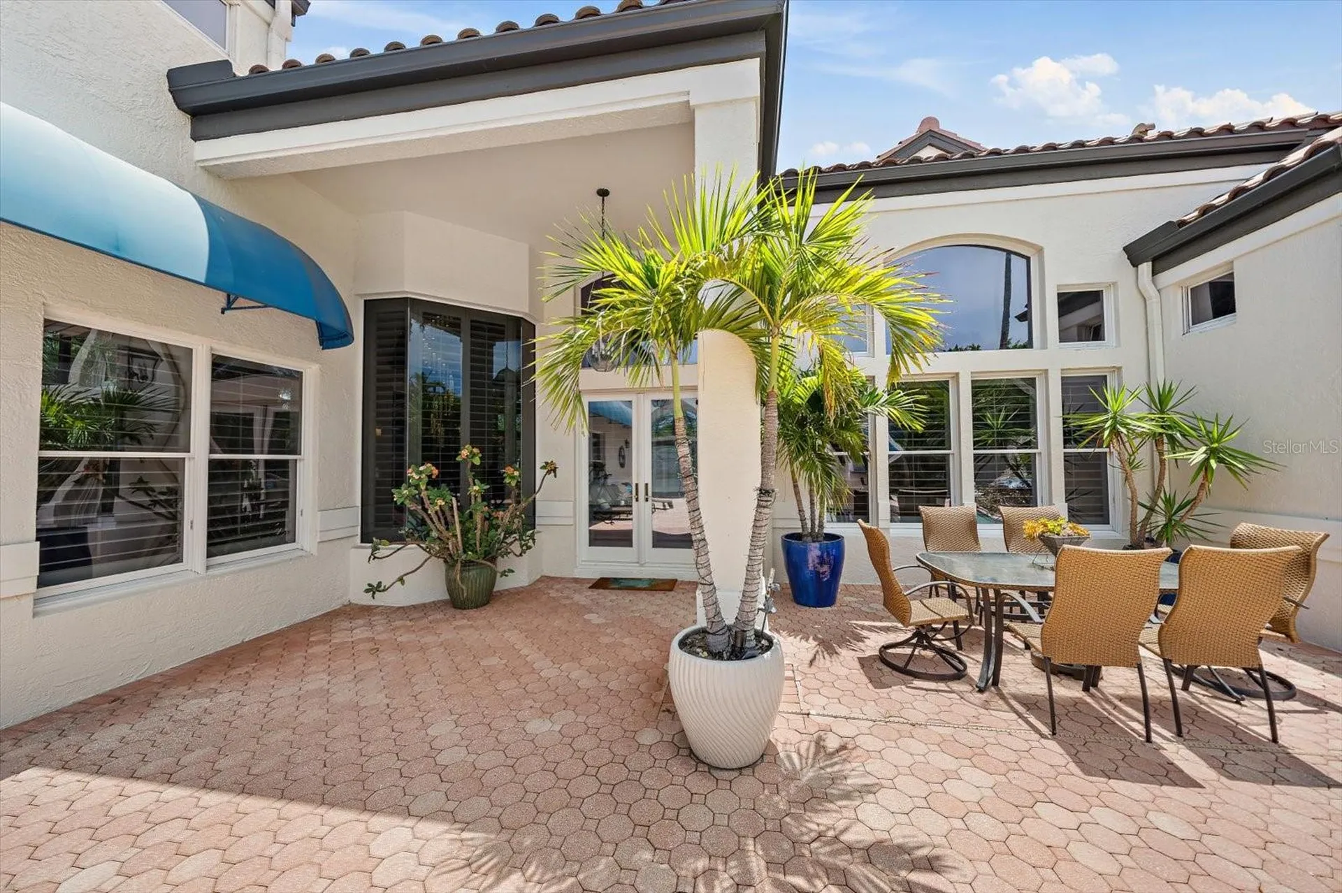617 Weston Pointe Court Longboat Key FL 34228