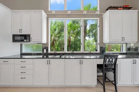 617 Weston Pointe Court Longboat Key FL 34228