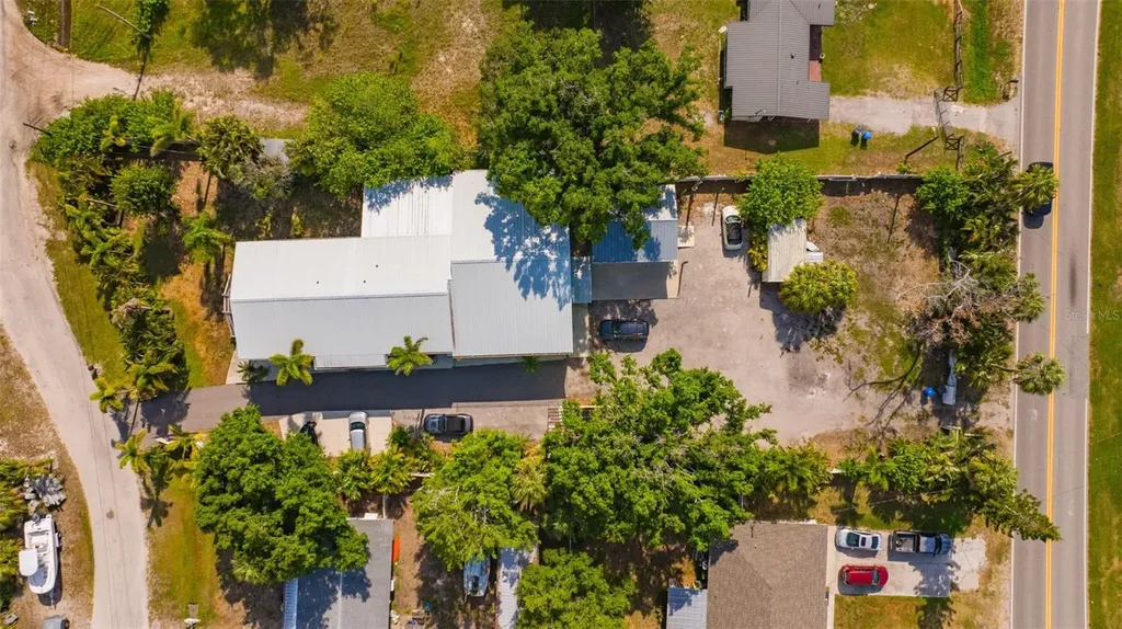 826 W Shell Point Street Ruskin FL 33570