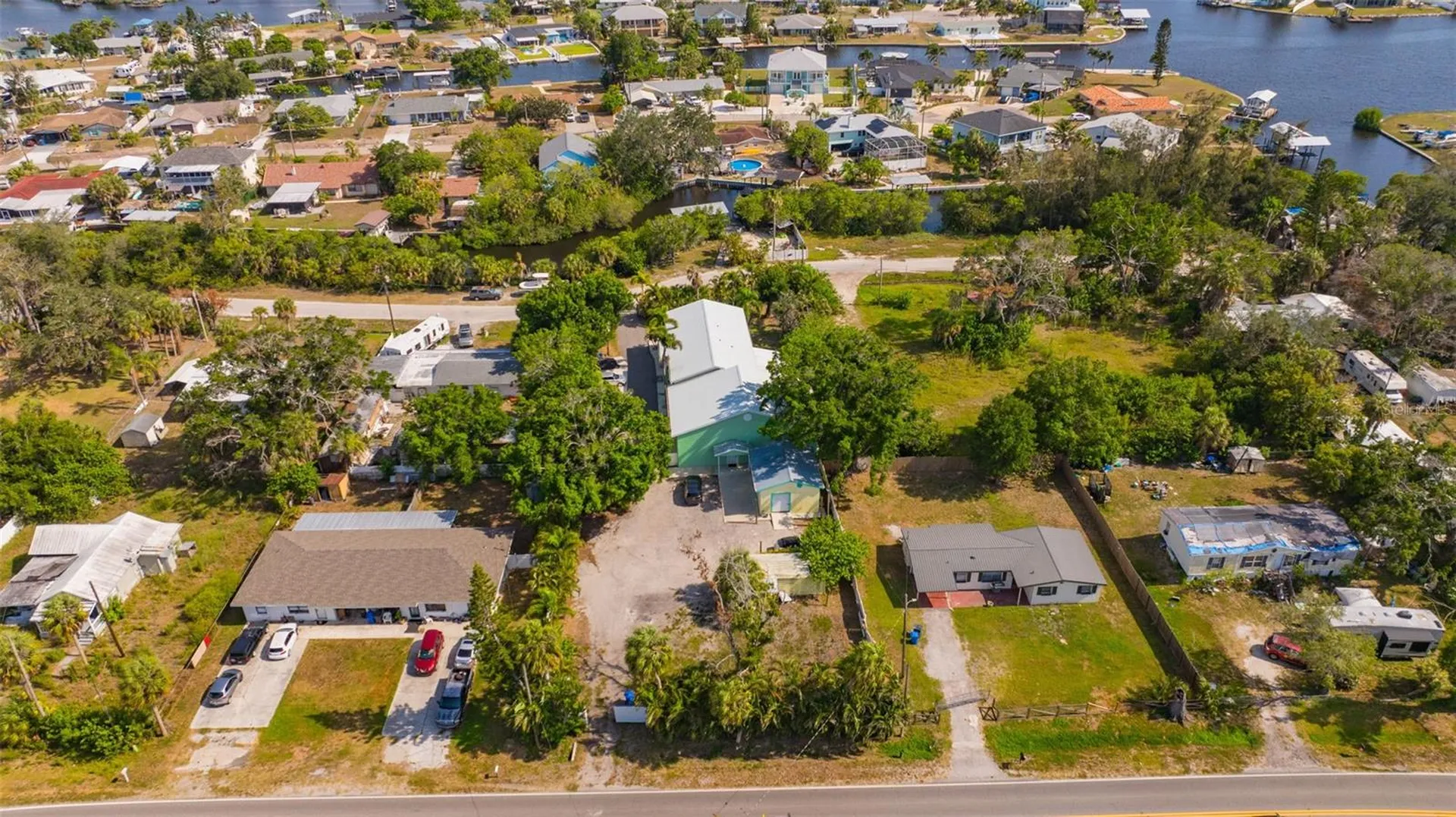 826 W Shell Point Street Ruskin FL 33570