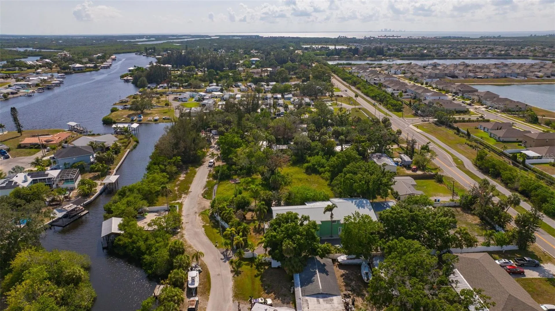 826 W Shell Point Street Ruskin FL 33570