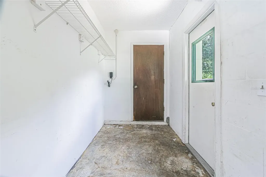 18425 Swan Lake Drive Lutz FL 33549
