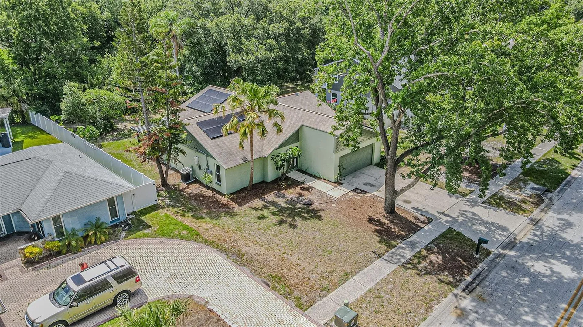 18425 Swan Lake Drive Lutz FL 33549