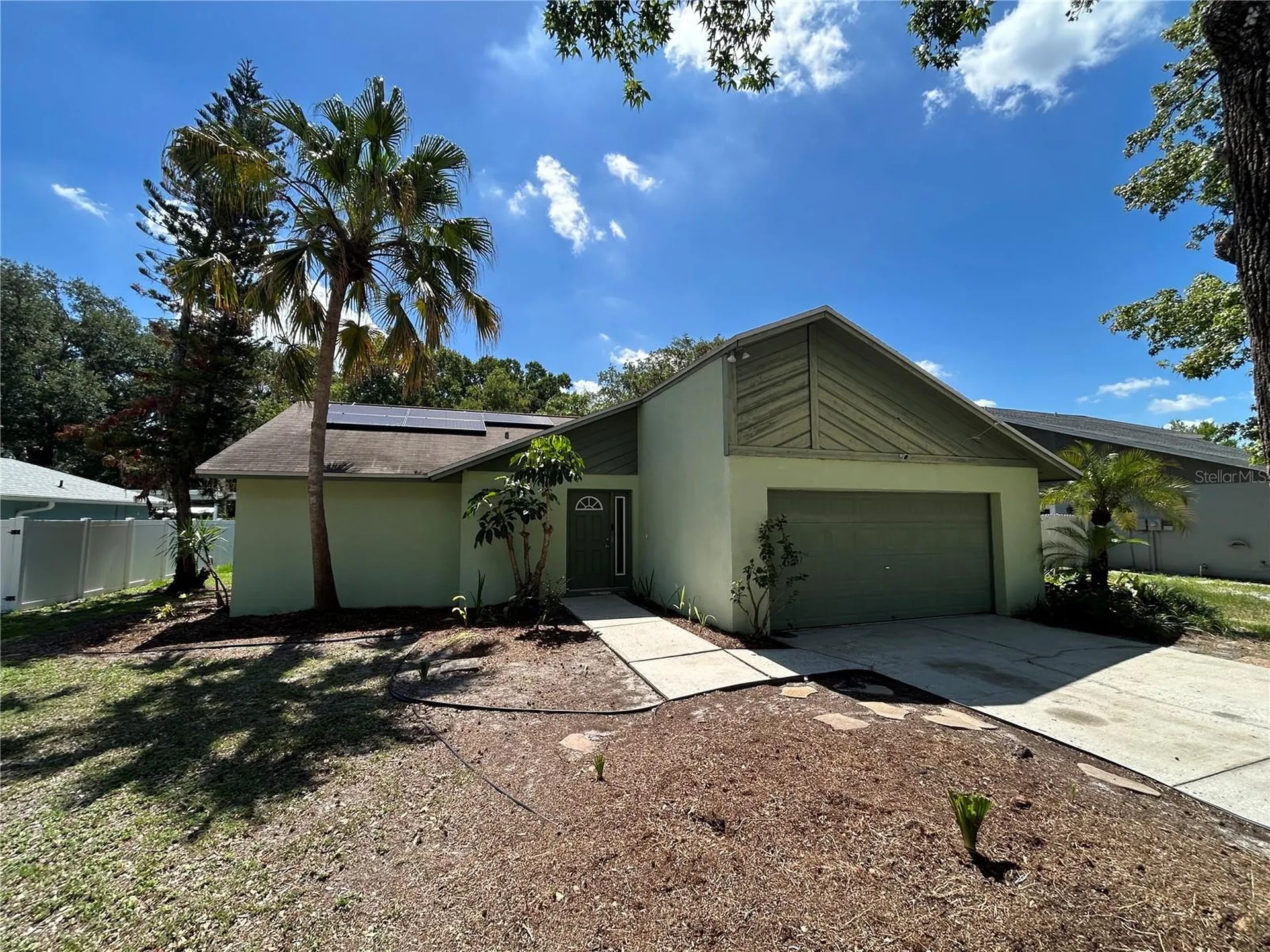 18425 Swan Lake Drive Lutz FL 33549