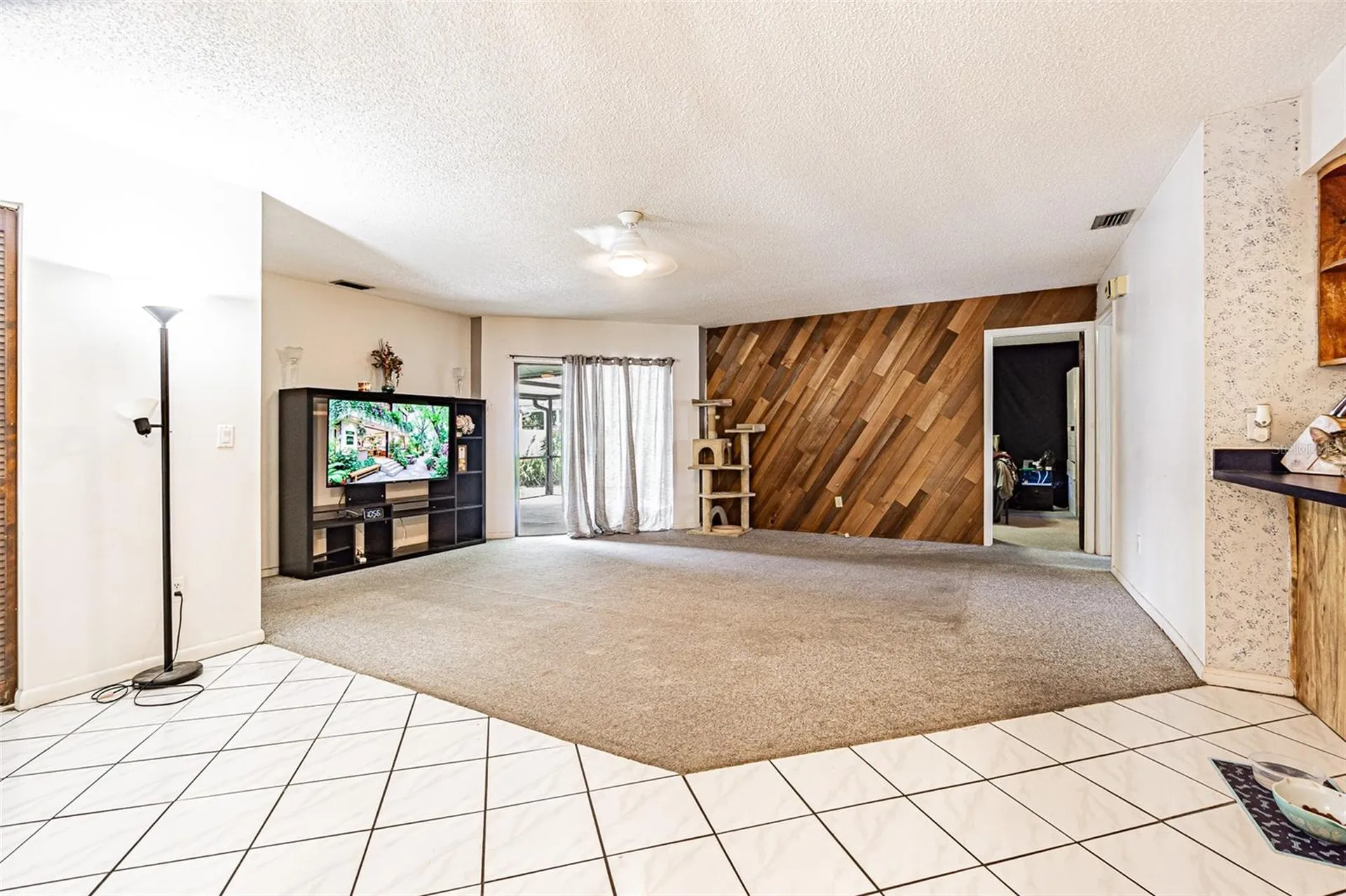 18425 Swan Lake Drive Lutz FL 33549