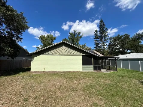 18425 Swan Lake Drive Lutz FL 33549