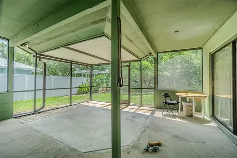 18425 Swan Lake Drive Lutz FL 33549