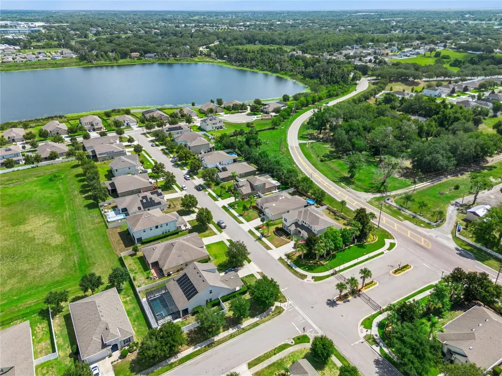 637 Bay Bridge Circle Apopka FL 32703