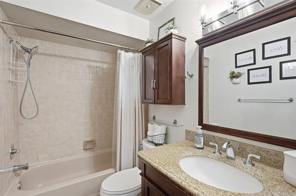 2947 25th Avenue N St Petersburg FL 33713