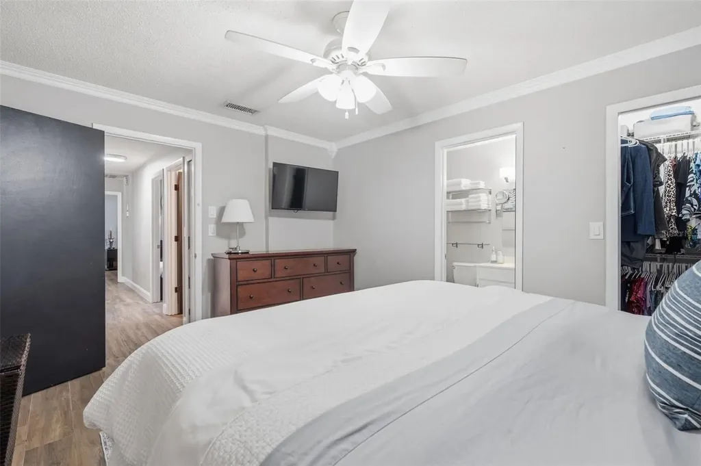 2947 25th Avenue N St Petersburg FL 33713