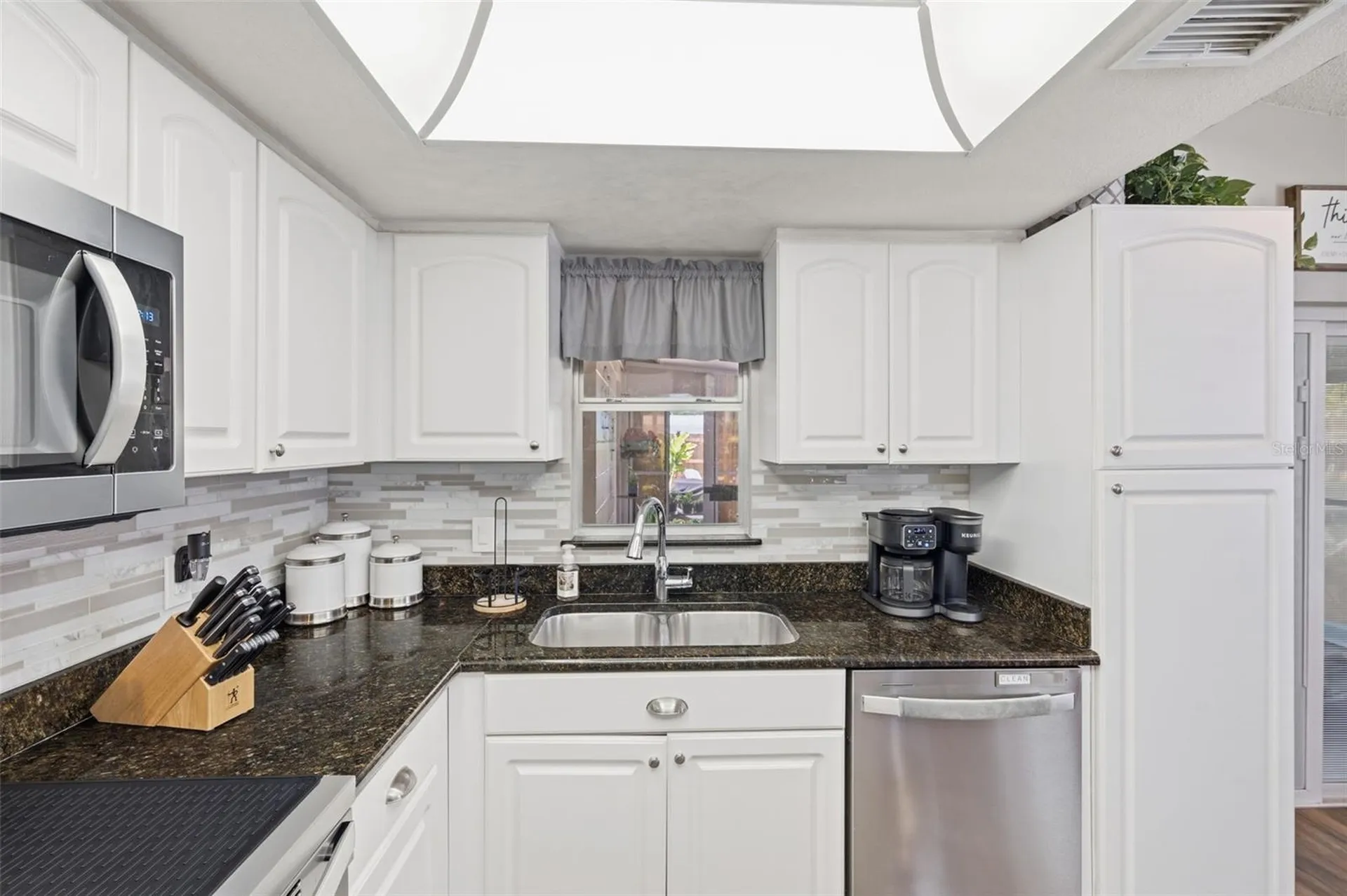 2947 25th Avenue N St Petersburg FL 33713