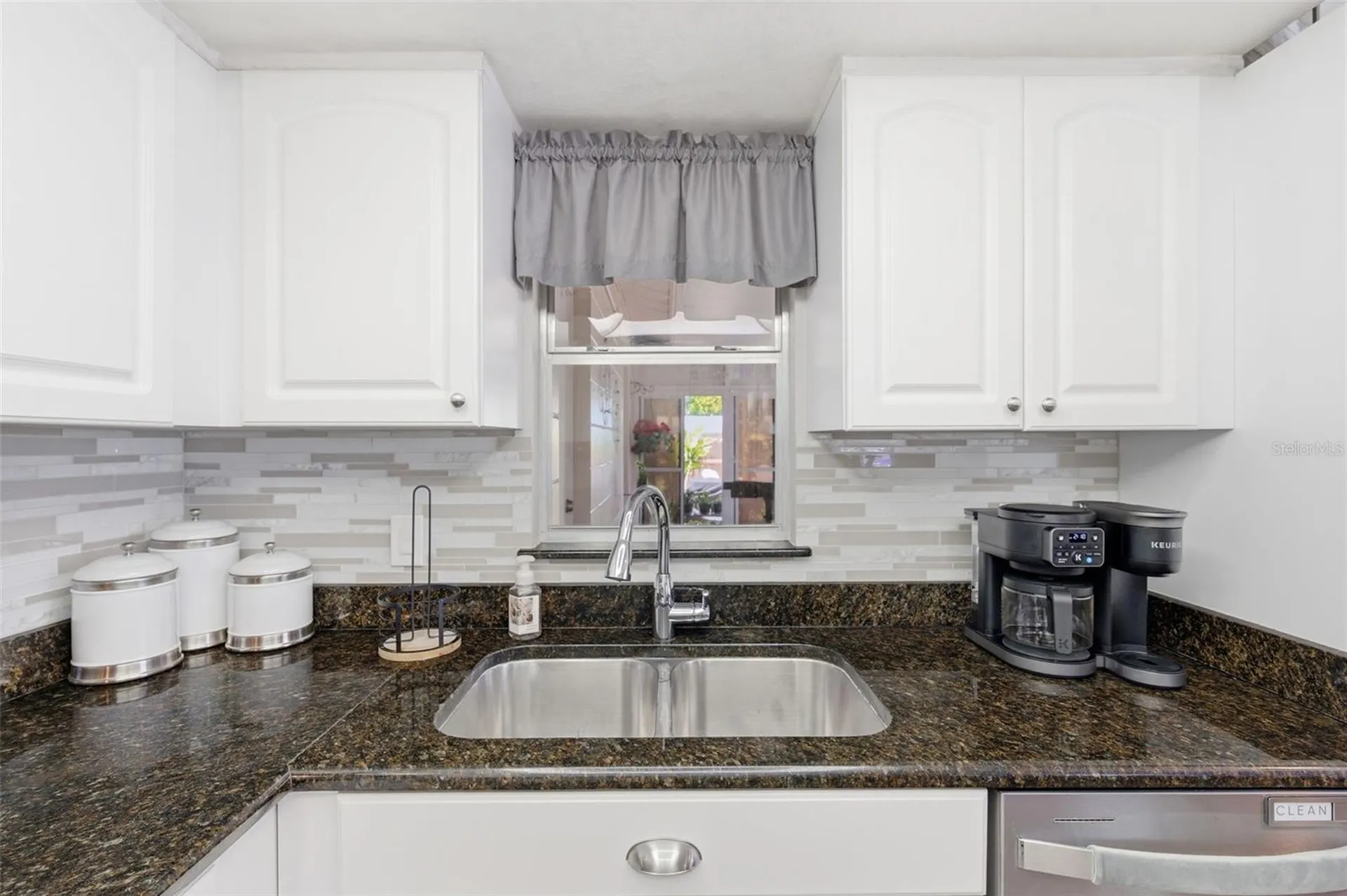 2947 25th Avenue N St Petersburg FL 33713