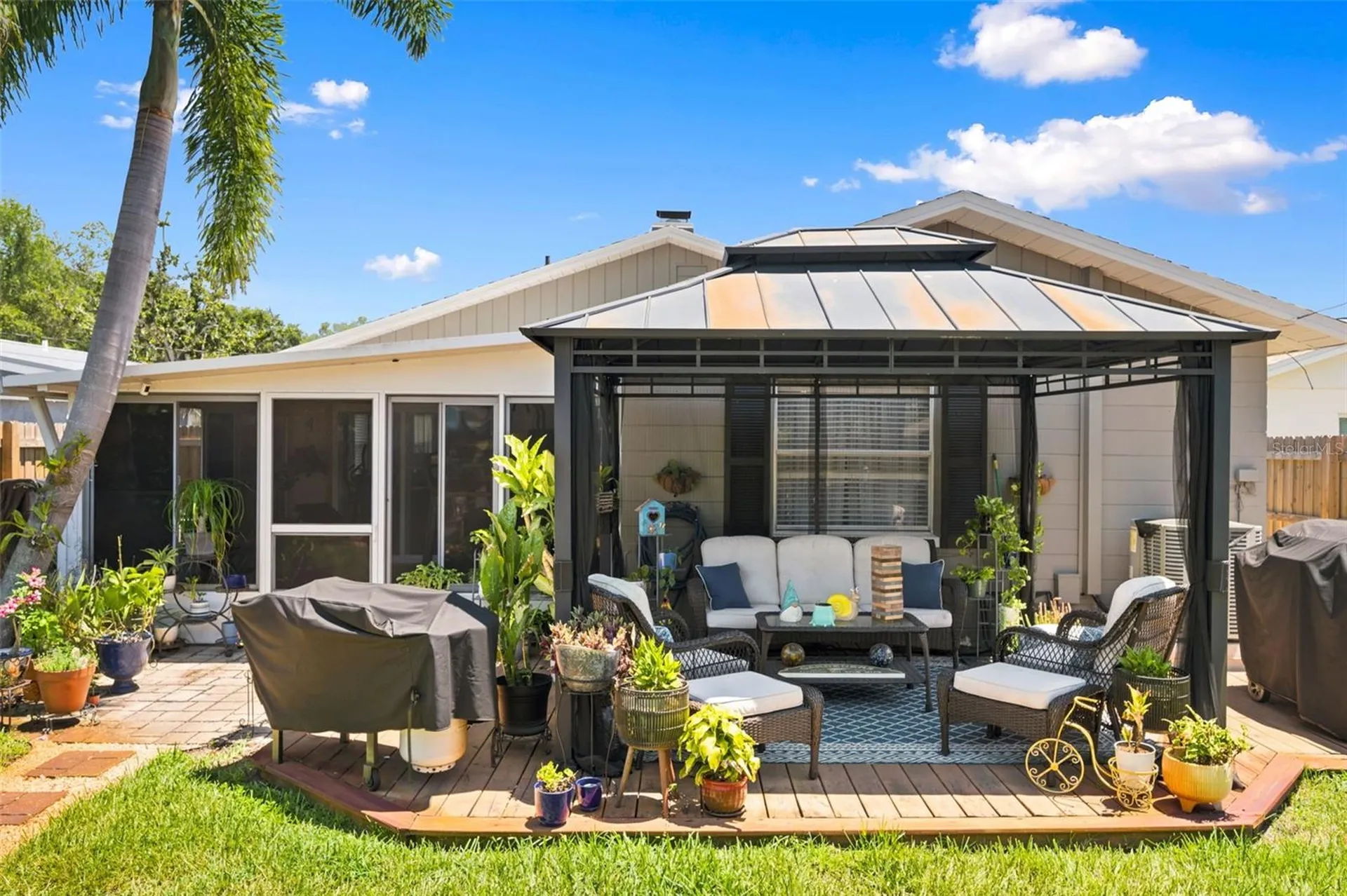 2947 25th Avenue N St Petersburg FL 33713