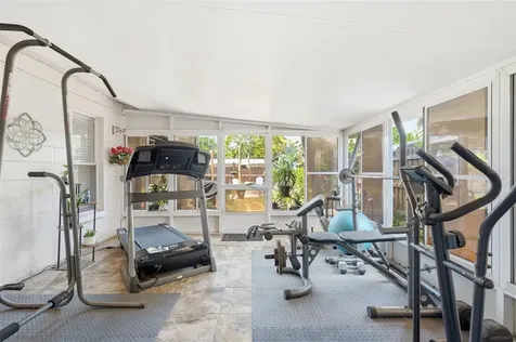 2947 25th Avenue N St Petersburg FL 33713