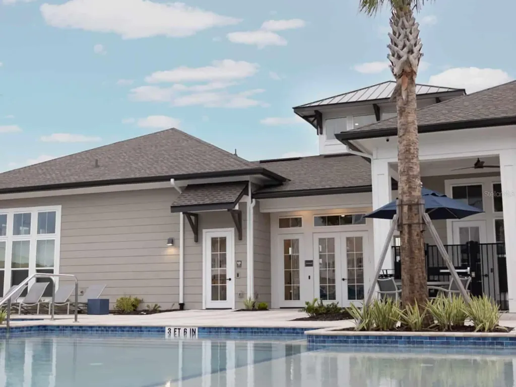 32475 Sugarplum Loop Wesley Chapel FL 33543