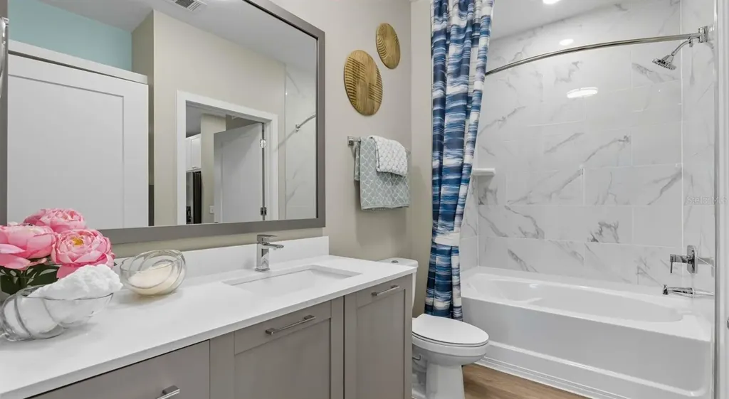 32475 Sugarplum Loop Wesley Chapel FL 33543